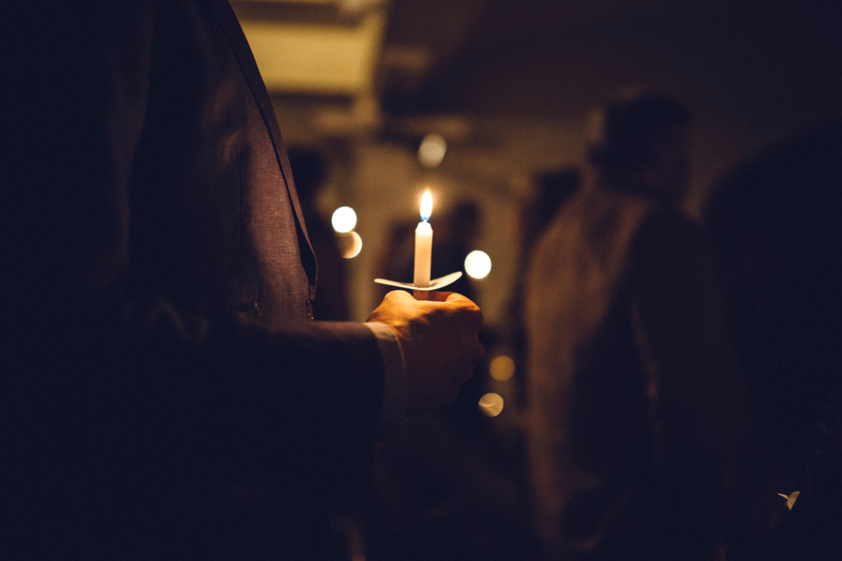 midnight mass and candlelight christmas eve services near boston